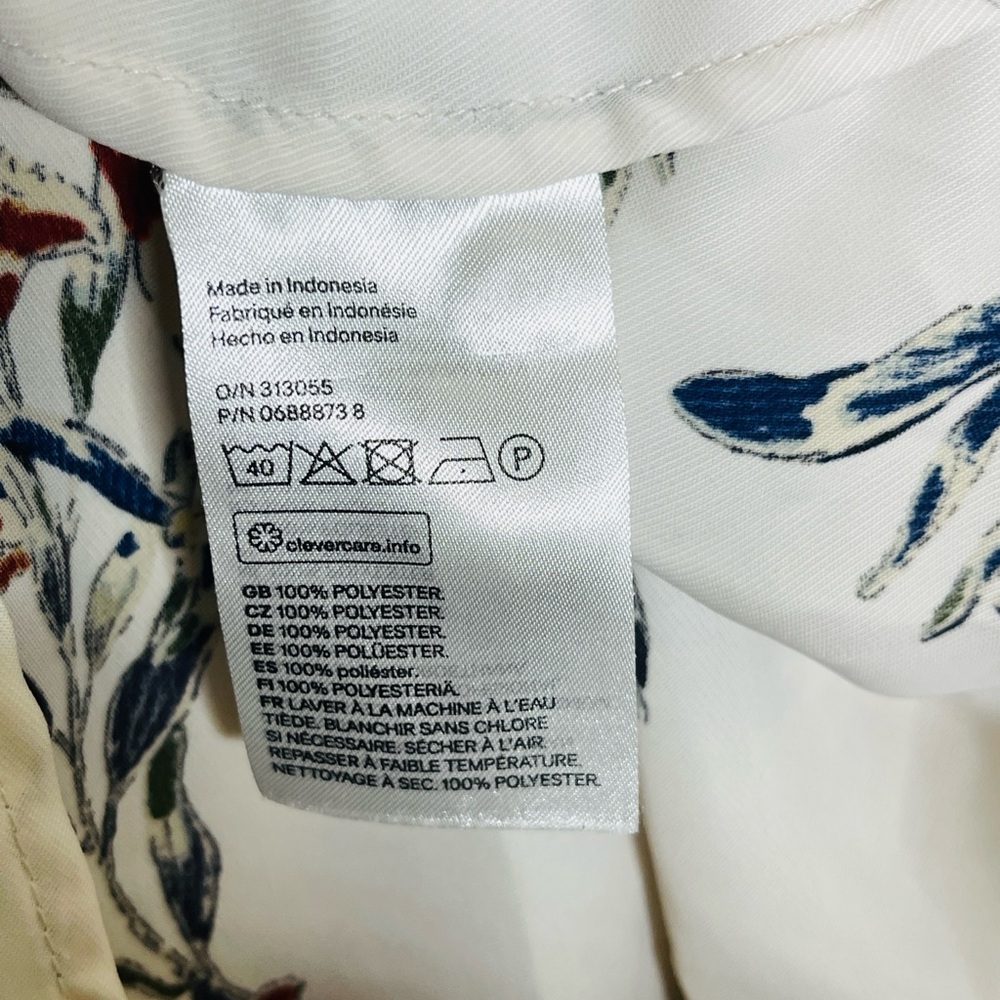 H & M Long Sleeve Blouse Button Front Top Collared Shirt Bird & Floral Print - Picture 5 of 6